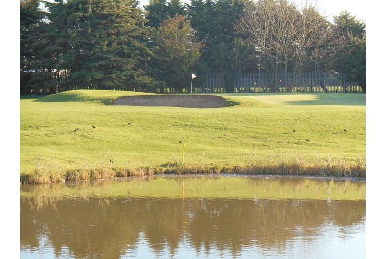 Portsmouth Golf Centre Golf Course in PORTSMOUTH Golf Course