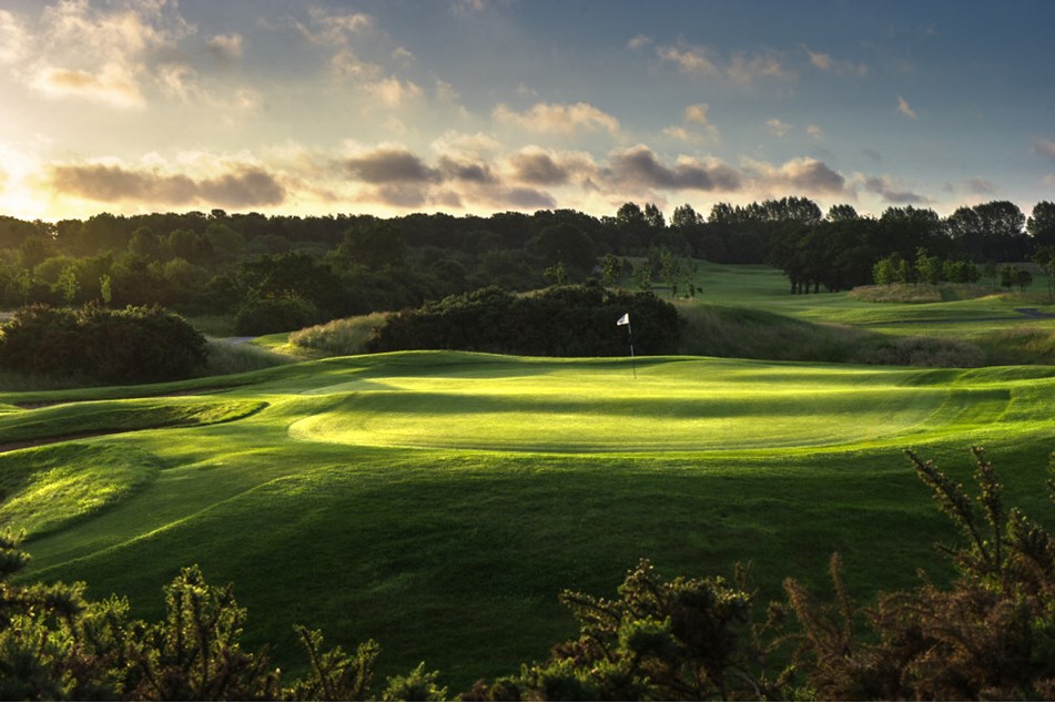 The Shire (London) Golf Course in Golf Course Reviews