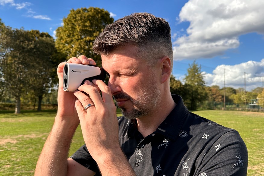 The Motocaddy Pro 5000 laser rangefinder has impressed me.