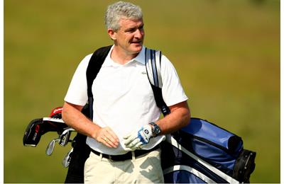 Being a Premier League manager doesn't stop Mark Hughes maintaining a 9 handicap