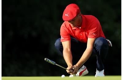 DeChambeau does everything his own way