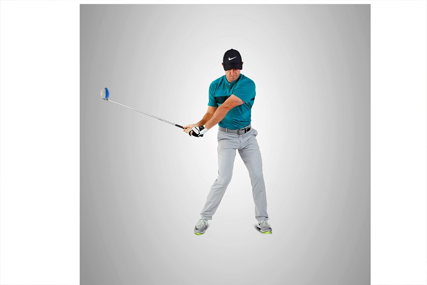  ‘Hold the angle between your wrists and shaft’