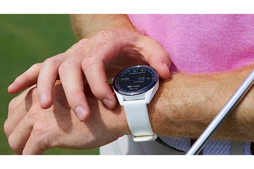 Golf watches are a quick and easy way to get accurate yardages on the course.