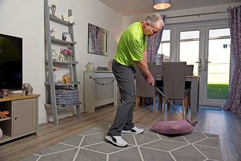 golf-swing-home golf-swing-home