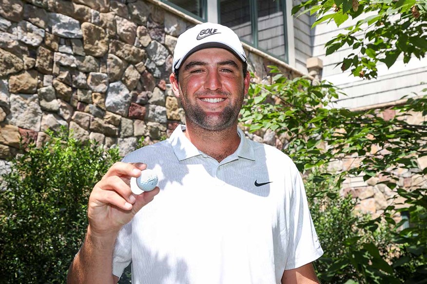 Scottie Scheffler uses the Titleist Pro V1 golf ball