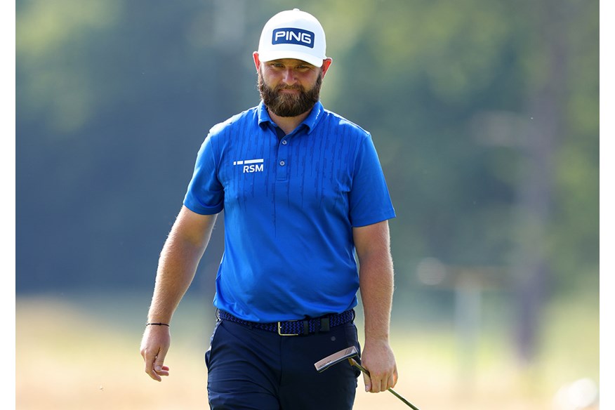 Andy Sullivan uses a Ping Heppler Anser 2 putter.