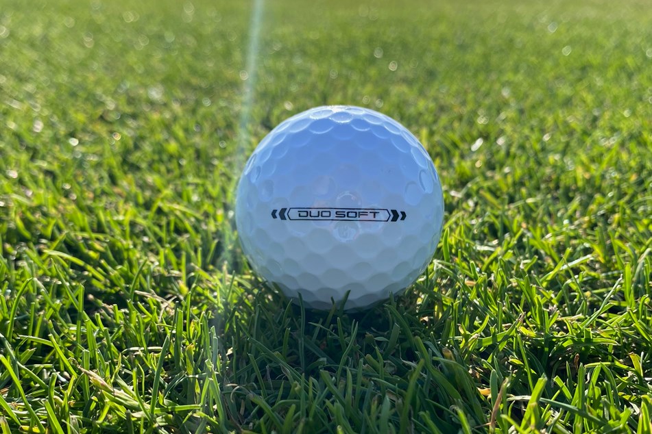 The 10 Best Ladies' Golf Balls to Play in 2024
