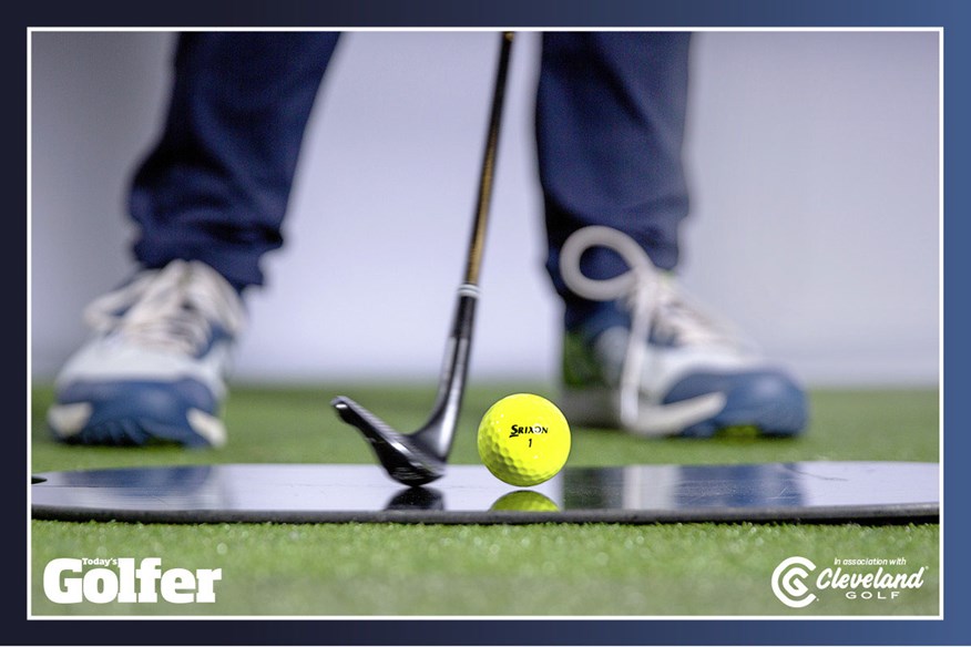 Mark Crossfield shows how the back edge of a golf wedge's sole works.