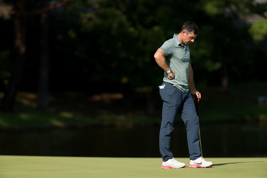 Agonising missed putts at the final hole and third play-off hole cost Rory McIlroy an Olympic medal.