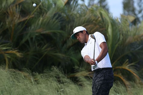 Tony Finau wedges Tony Finau wedges