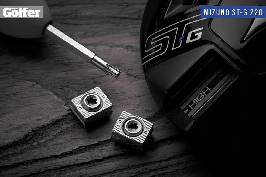 The Mizuno ST-G 220 driver provides the ultimate adjustability.