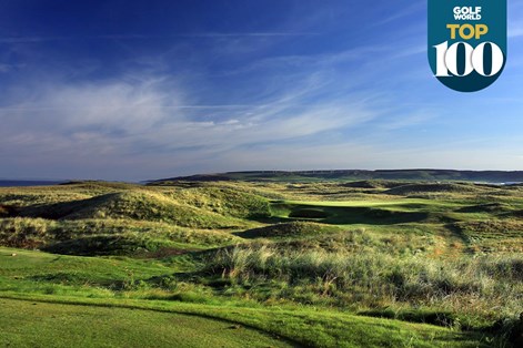 The par-3 4th at Machrihanish is one of the best golf holes in Great Britain and Ireland. The par-3 4th at Machrihanish is one of the best golf holes in Great Britain and Ireland.