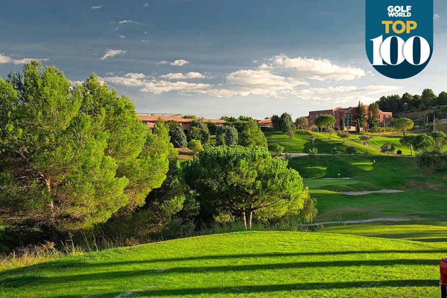 Barcelona golf is ranked at 22