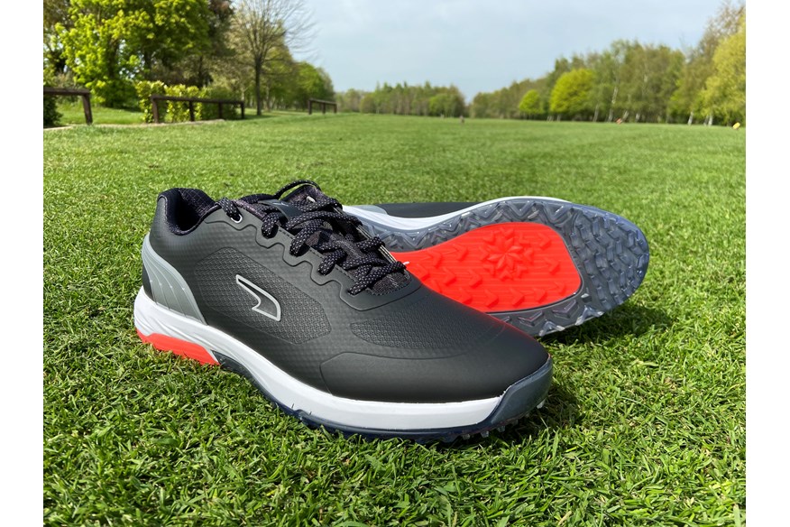 Puma ALPHACAT Nitro golf shoes.